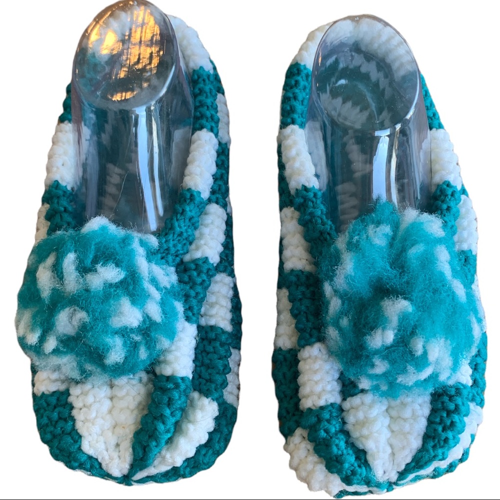 Grandmas knitted slippers white and teal